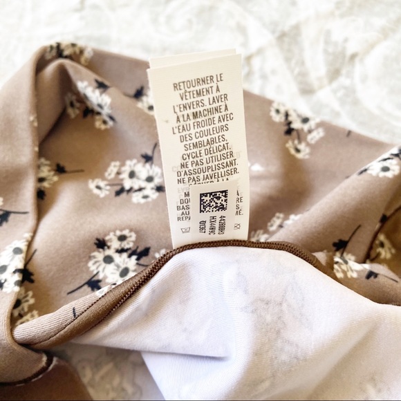 AERIE Offline Real Me 7/8 Crossover Floral Leggings Brown Medium NEW NWOT - Picture 5 of 8